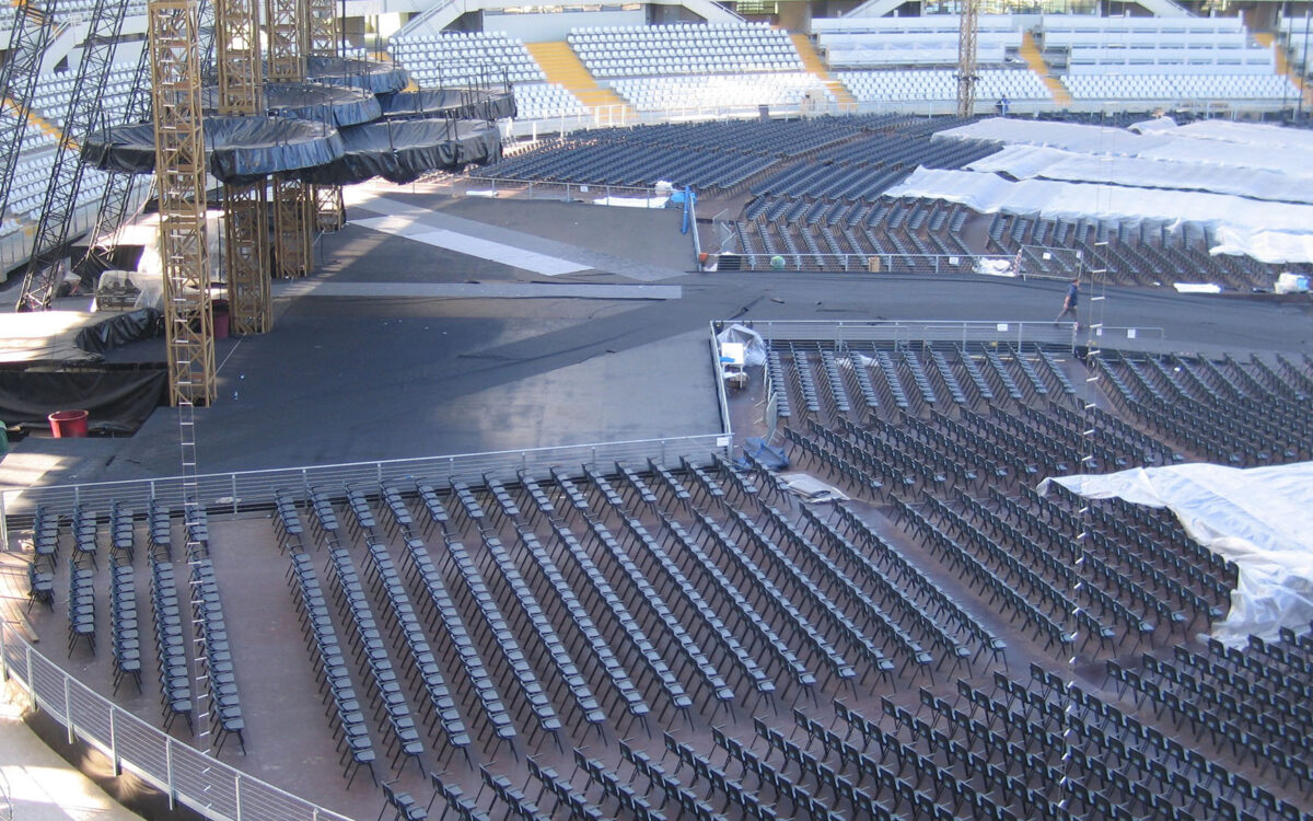 Palco rivestito in carply inaugurazione Olimpiadi Torino