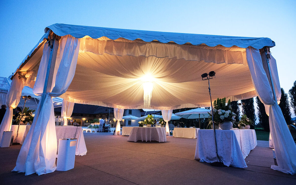 Illuminazione centrale struttura circolare per matrimonio - Lombardia