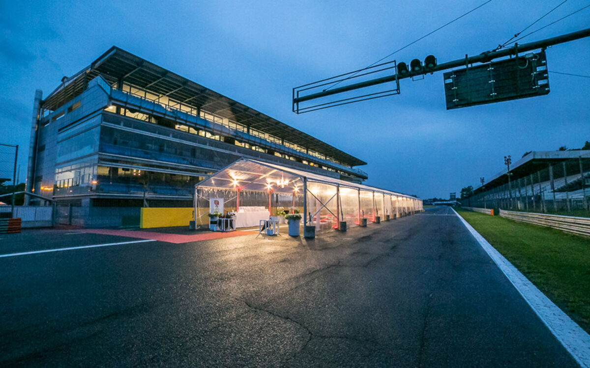 Illuminazione generale struttura MINI cena di gala Autodromo di Monza