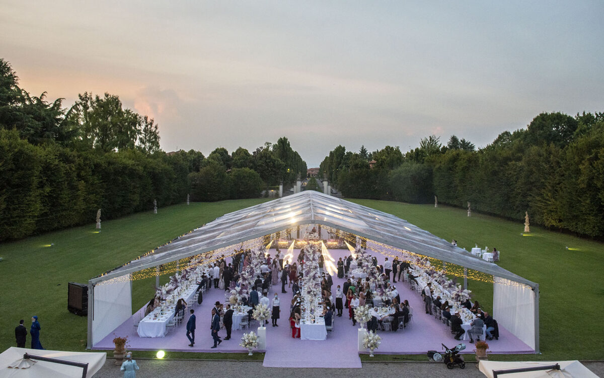 Tensostruttura in crystal matrimonio Villa Borromeo