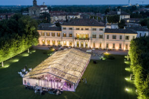 Tensostruttura in crystal matrimonio Villa Borromeo